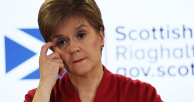 Nicola Sturgeon avertizează că nu va avea loc o întoarcere la normal pentru mult timp, poate până după sfârşitul anului