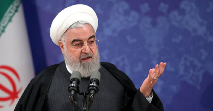 Rohani îndeamnă armata iraniană la menţinerea stabilităţii şi la vigilenţă în regiunea Golfului Persic