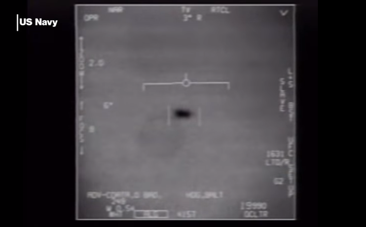 Pentagonul a lansat oficial înregistrări video cu „fenomene aeriene neidentificate” - VIDEO