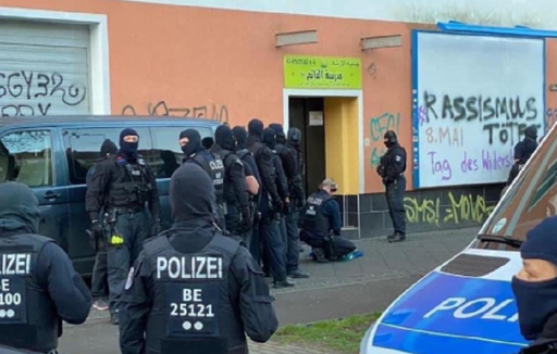 Germania interzice total activităţile mişcării şiite libaneze Hezbollah pe teritoriul său şi efectuează percheziţii la moschei