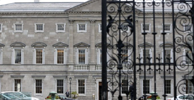 Acord între partidele irlandeze Fianna Fail, Fine Gael şi Verzi în vederea formării unui guvern