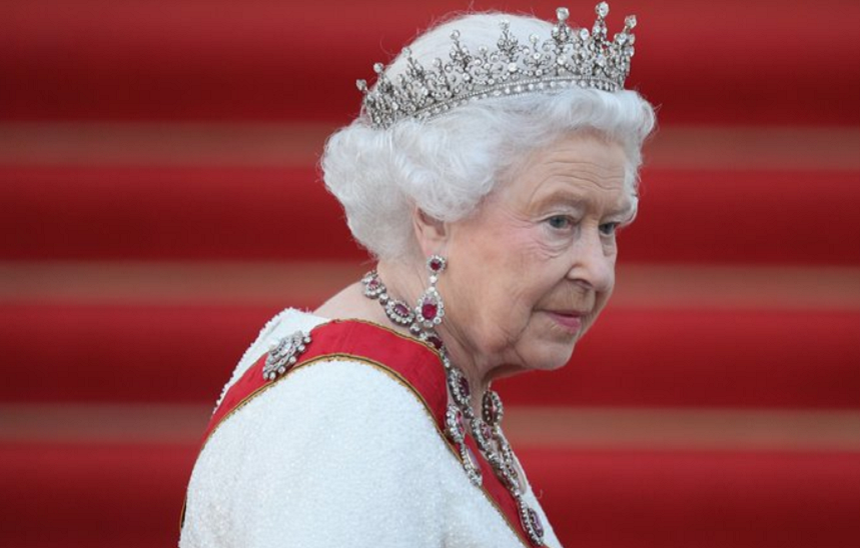 Regina Elizabeth a II-a le-a amintit britanicilor să nu-şi "piardă niciodată speranţa"