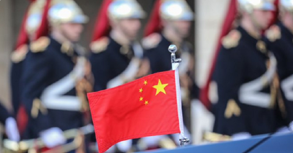 China cere Franţei să anuleze un contract privind fregate cu Taiwanul şi ameninţă că acesta ar putea dăuna relaţiilor chinezo-franceze