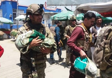 Afganistan: Bilanţul celor două atacuri teroriste de marţi este de 40 de morţi şi cel puţin 68 de răniţi. Printre victime se numără copii nou-născuţi şi mamele lor. VIDEO
