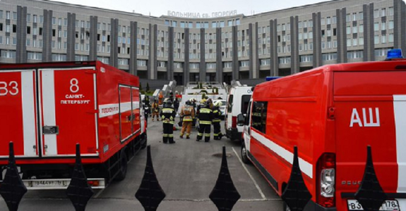 Bilanţul covid-19 în Rusia creşte cu 96 de morţi şi 10.028 de contaminări, la 2.212 şi 242.271 de cazuri; Roszdravnadzor retrage ventialtorul Aventa-M în urma a două incendii sângeroase şi trimis în SUA în cadrul unui ajutor