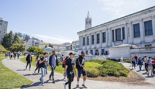 Sistemul universităţilor de stat din California transferă cursurile din toamnă din campus în online, din cauza coronavirusului