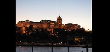 Restricţiile impuse în Budapesta din cauza epidemiei de Covid-19, ridicate începând de luni