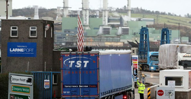Londra consideră  că nu sunt necesare noi posturi vamale la frontiera dintre Irlanda de Nord şi Irlanda, singura frontieră terestră a regatului cu UE