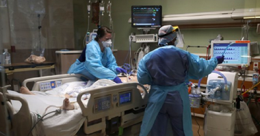 SUA înregistrează 638 de morţi din cauza covid-19 şi 20.634 de contaminări, bilanţul creşte la 97.686 de decese şi la 1,6 milioane de cazuri