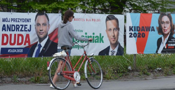 Senatul polonez deschide calea organizării unor alegeri prezidenţiale în iunie