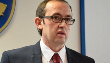 Parlamentul kosovar validează un Guvern condus de Avdullah Hoti şi pune capăt unei crize politice