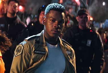 Actorul John Boyega, cunoscut din seria „Star Wars”, la demonstraţia „Black Lives Matter” din Londra: Acum este timpul să cerem egalitate rasială