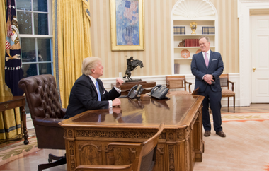 Trump renunţă la mobilizarea armatei împotriva manifestanţilor din SUA; Pentagonul anchetează dispersarea unor manifestanţi la Washington prin survolarea cu un elicopter medical aparţinând Gărzii Naţionale
