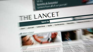 Controversatul studiu din revista medicală The Lancet care pune la îndoială hidroxiclorochina, retras, după retractarea a trei dintre autorii lucrării; alt studiu relizat în SUA şi Canada conchide că molecula este ineficientă în prevenirea covid-19