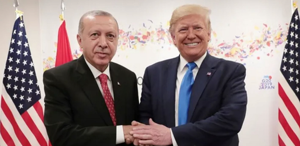 Erdogan şi Trump vor să-şi ”continue cooperarea strânsă” în Libia
