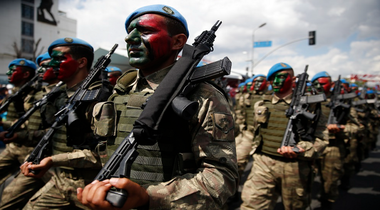 Bagdadul îl convoacă pe ambasadorul turc şi îndeamnă Turcia să-şi retragă trupele din nordul Irakului