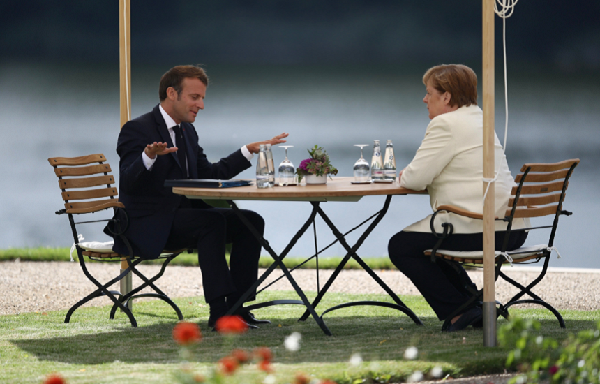 Merkel şi Macron pledează la Castelul Meseberg în favoarea unui acord încă din iulie asupra relansării economice a UE după pandemia covid-19 