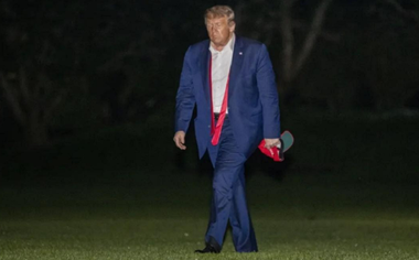 Trump îşi reia campania electorală cu un nou miting ”Make America Great Again” în aer liber, sâmbătă, la Portsmouth după fiascoul de la Tulsa