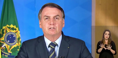 Preşedintele brazilian Jair Bolsonaro anunţă că a fost testat pozitiv cu covid-19