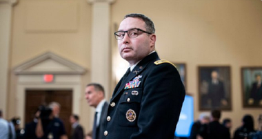Alexander Vindman, care a depus mărturie împotriva lui Trump în procesul destituirii, denunţă o ”hărţuire” şi se retrage din armată