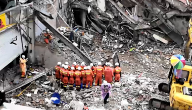 Douăzeci şi trei de inculpaţi în China, după surparea unui hotel folosit ca loc de carantină, în martie, soldată cu 29 de morţi şi 42 de răniţi