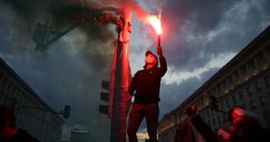Trei răniţi şi şase arestări la Sofia, la manifestaţii împotriva corupţiei şi Guvernului lui Boiko Borisov; moţiune de cenzură socialistă împotriva Guvernului
