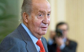 Regele emerit spaniol Juan Carlos I trebuie să se distanţeze de Zarzuela pentru a proteja monarhia