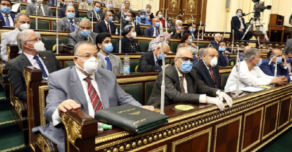 Parlamentul egiptean autorizează o eventuală intervenţie armată în Libia