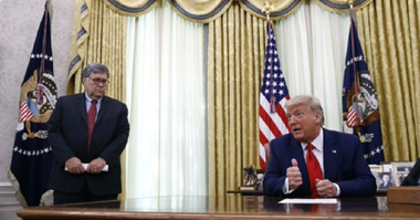 Trump trimite poliţişti federali la Chicago, care înregistrează o infracţionalitate în creştere; operaţiunea vizează şi Kansas City şi Albuquerque, anunţă Barr; primarii din Portland, Seattle, Chicago, Atlanta, Kansas City şi Washington se opun