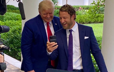 Trump spune că nu ştie dacă-şi va mai folosi contul pe Twitter după ce pleacă de la Casa Albă şi că regretă ”adesea, prea adesea” că a postat anumite tweeturi