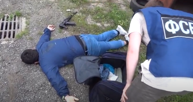 FSB anunţă dejucarea unui atac armat în masă la Moscova, uciderea unui suspect, arestarea fratelui acestuia şi caută eventuali complici