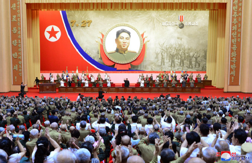 Arsenalul nuclear garantează securitatea Coreei de Nord, iar mulţumită armei nucleare nu va mai exista război, afirmă Kim Jong Un