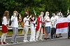 Lanţ uman format de lituanieni pe o distanţă de 34 de kilometri, din Vilnius până la graniţa cu Belarus, pentru a susţine protestatarii din această ţară