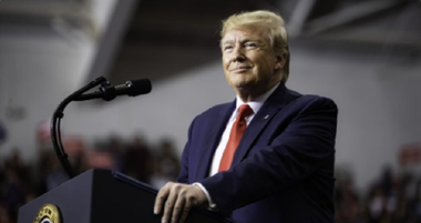 Dat ca înfrânt în sondaje, Trump vrea să se relanseze prin Convenţia republicană