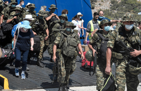 Turcia acuză Grecia de înarmarea Insulei demilitarizate Kastellorizo, care se află în centrul tensiunilor actuale din estul Mării Mediterane