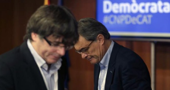 Carles Puigdemont demisionează din partidul său, PDeCAT, din cauza unor tensiuni între separatişti