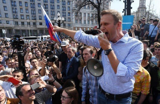 Kremlinul nu vede niciun motiv ca statul rus să fie acuzat că se află la originea otrăvirii lui Navalnîi, iar Moscova este pregătită de ”dialog” în acest dosar