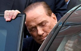 Berlusconi, spitalizat din ”precauţie”, în urma unor simptome de covid-19, la Spitalul San Raffaele din Milano