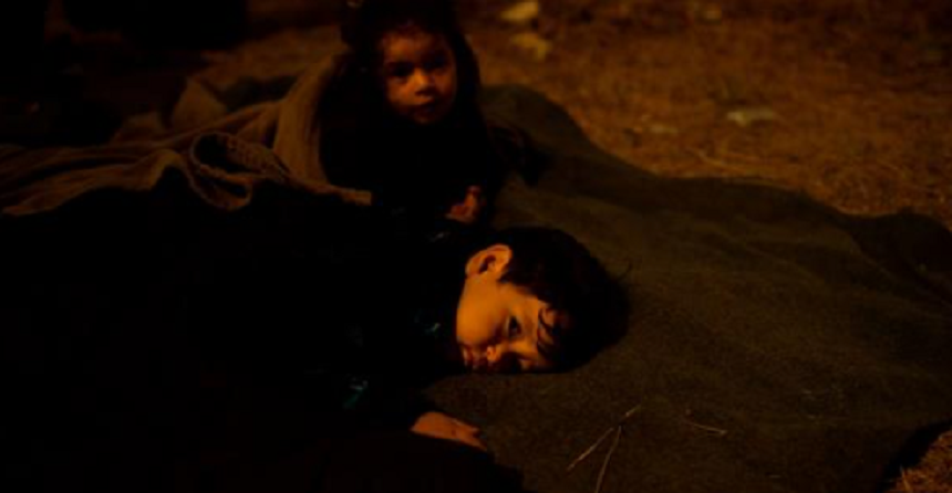 Zece state UE se angajează să primească 400 de minori neînsoţiţi evacuaţi de pe Insula Lesbos în urma incendiului care a distrus tabăra de la Moria