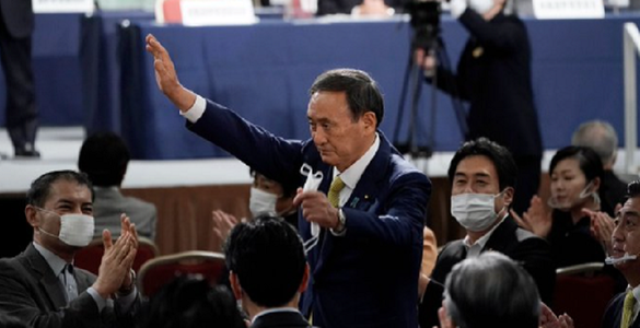 Yoshihide Suga obţine o victorie zdrobitoare în alegerile partidului la putere în Japonia, pentru a deveni viitorul premier nipon
