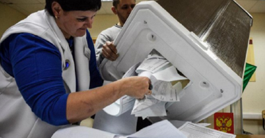 Aliaţii lui Navalnîi revendică victorii simbolice în alegerile regionale din Rusia, marcate de o serie de nereguli 