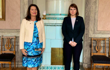 Olga Kovalkova, o reprezentantă în exil în Polonia a ”Consiliului Coordonăriii” opoziţiei din Belarus, primită de Guvernul suedez