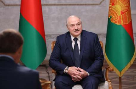 Lukaşenko anunţă că Belarusul închide graniţa cu Polonia şi Lituania