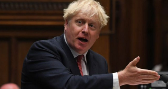 Boris Johnson cere britanicilor să lucreze de acasă, dacă este posibil; restaurantele vor fi închise devreme, pentru a ţine sub control răspândirea noului coronavirus