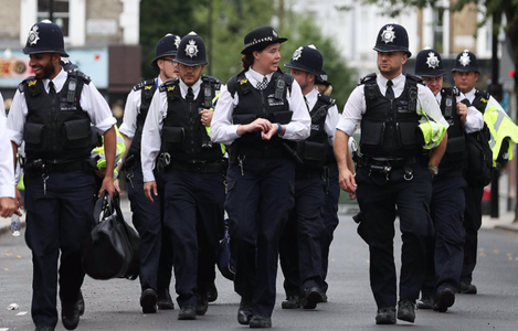 Un poliţist britanic, ucis prin împuşcare la un comisariat din Croydon, în sudul Londrei