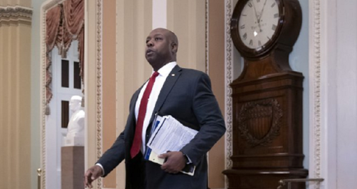 Senatorul republican afro-american Tim Scott: Preşedintele Trump trebuie să îşi corecteze comentariile privind supremaţia albă