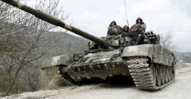 Nagorno-Karabah: Armenia denunţă "lupte violente" şi începutul unei ofensive azere
