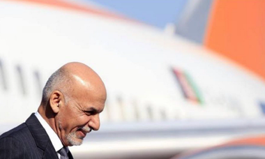 Preşedintele afgan Ashraf Ghani efectuează o vizită în Qatar în timpul negocierilor de pace cu talibanii, fără să se întâlnească cu aceştia