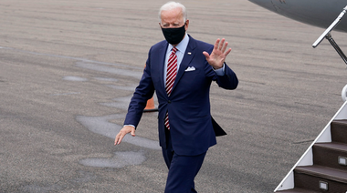 Biden opune bilanţul grav al covid-19 în SUA îndemnurilor lui Trump adresate americanilor de a ieşi din casă, de a nu le frică de boală şi de a nu o lăsa să le controleze viaţa