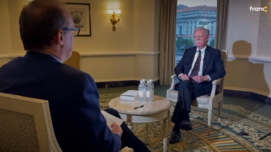 Bolton spune că Trump nu-l respectă pe Macron şi anunţă că nu va vota cu miliardarul la 3 noiembrie